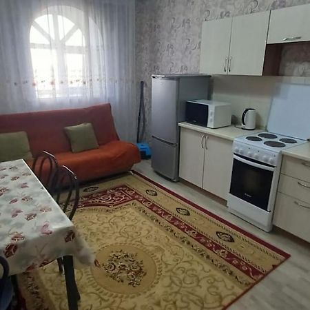 Уютная Квартира Комфорт Класса76 Astana Luaran gambar